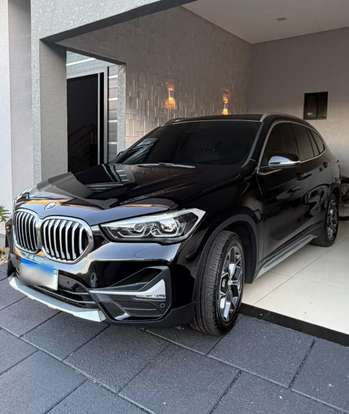 BMW-X1-2021