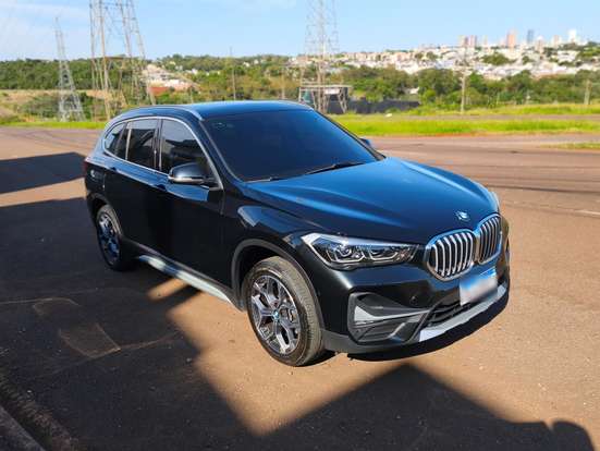 BMW-X1-2021