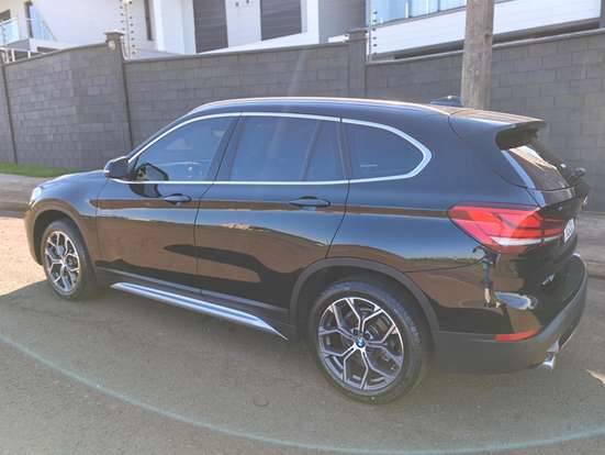 BMW-X1-2021