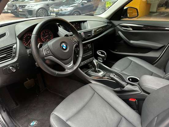 BMW-X1-2013