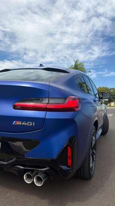 BMW-X4-2022