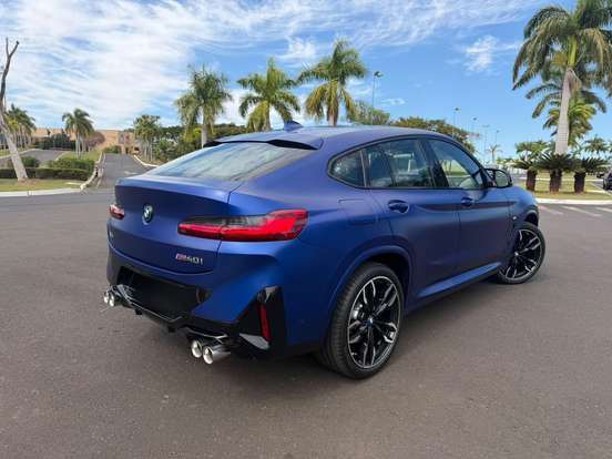 BMW-X4-2022