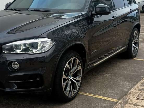 BMW-X5-3.0 FULL 4X4 35I 6 CILINDROS 24V GASOLINA 4P AUTOMÁTICO BMW-X5-2015