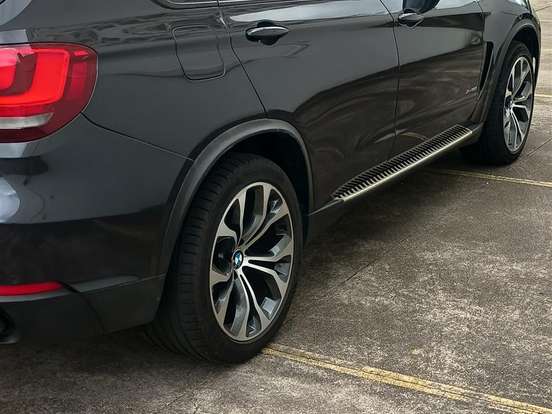 BMW-X5-3.0 FULL 4X4 35I 6 CILINDROS 24V GASOLINA 4P AUTOMÁTICO BMW-X5-2015