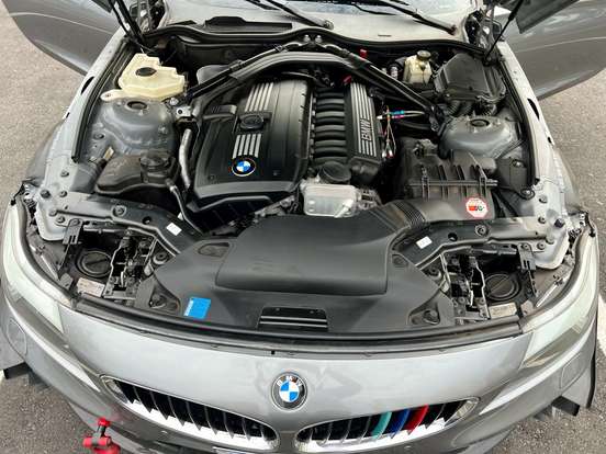 BMW-Z4-2.5 I6 GASOLINA SDRIVE23I AUTOMÁTICO BMW-Z4-2010