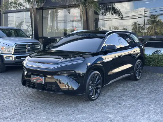 BYD ATTO 8 1.5 TURBO PHEV AWD AUTOMÁTICO