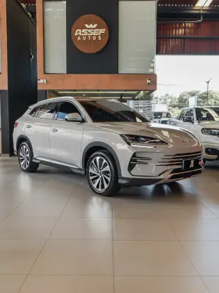 BYD SONG PLUS PREMIUM 1.5 DM-I TURBO HÍBRIDO AWD AUTOMÁTICO