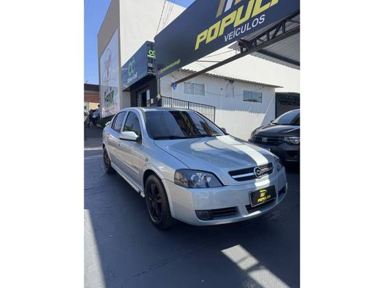 CHEVROLET ASTRA 2.0 MPFI ADVANTAGE 8V FLEX 4P MANUAL