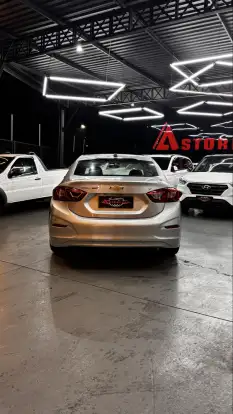 CHEVROLET-CRUZE-2017