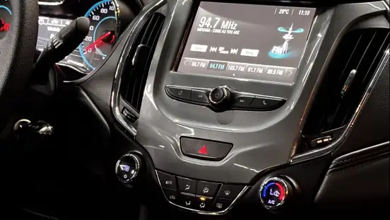 CHEVROLET-CRUZE-2017