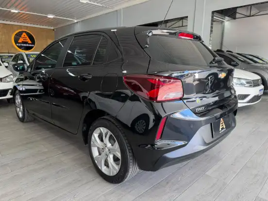 CHEVROLET-ONIX-2023