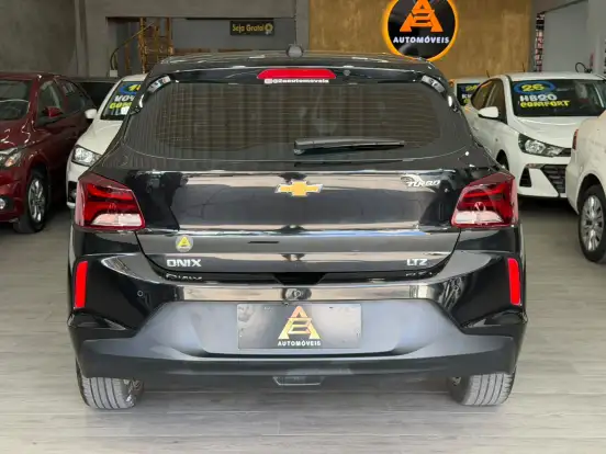 CHEVROLET-ONIX-2023