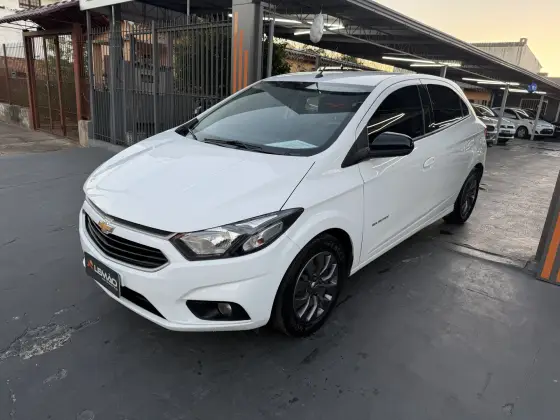 CHEVROLET ONIX 1.4 MPFI ADVANTAGE 8V FLEX 4P AUTOMÁTICO