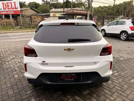 CHEVROLET-ONIX-2024