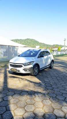 CHEVROLET-ONIX-2017