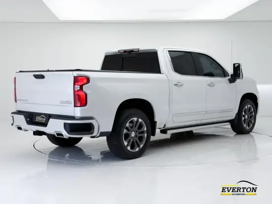 CHEVROLET-SILVERADO-2023