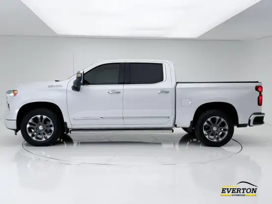 CHEVROLET-SILVERADO-5.3 V8 GASOLINA 1500 HIGH COUNTRY 4X4 AUTOMÁTICO CHEVROLET-SILVERADO-2023