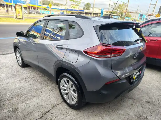 CHEVROLET-TRACKER-2022