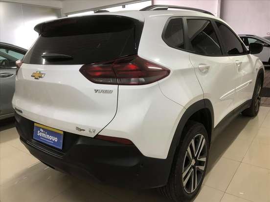 CHEVROLET-TRACKER-2023