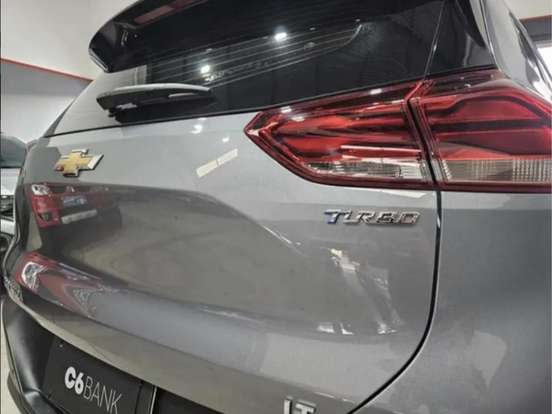 CHEVROLET-TRACKER-2020