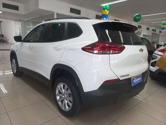 CHEVROLET-TRACKER-2021