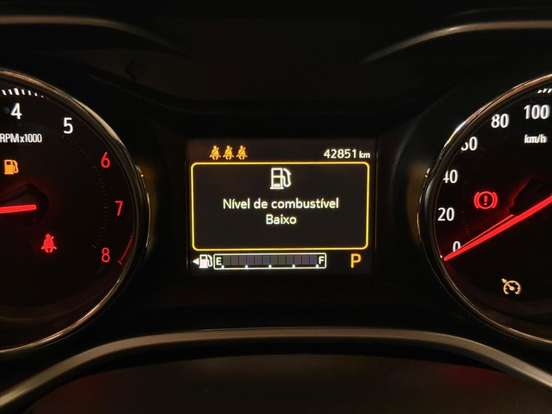 CHEVROLET-TRACKER-2024