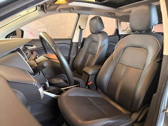CHEVROLET-TRACKER-2024