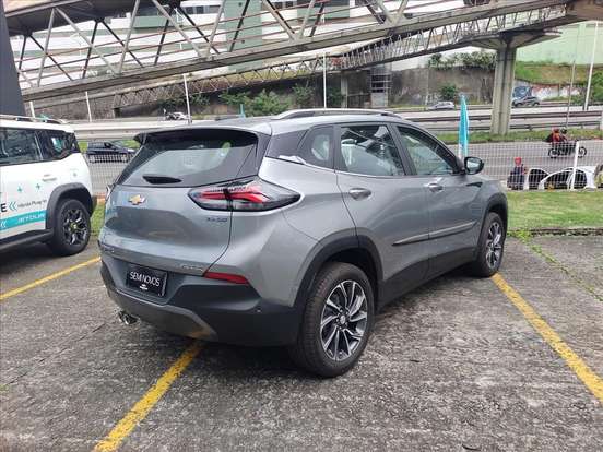 CHEVROLET-TRACKER-2025