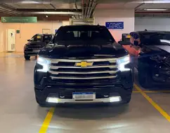 CHEVROLET SILVERADO 5.3 V8 GASOLINA 1500 HIGH COUNTRY 4X4 AUTOMÁTICO CHEVROLET SILVERADO 5.3 V8 GASOLINA 1500 HIGH COUNTRY 4X4 AUTOMÁTICO