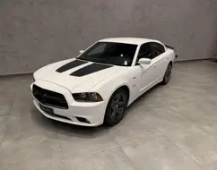 DODGE CHARGER 5.7 R/T HEMI V8 GASOLINA 4P AUTOMÁTICO DODGE CHARGER 5.7 R/T HEMI V8 GASOLINA 4P AUTOMÁTICO