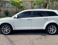 DODGE JOURNEY 3.6 RT V6 GASOLINA 4P AUTOMÁTICO DODGE JOURNEY 3.6 RT V6 GASOLINA 4P AUTOMÁTICO