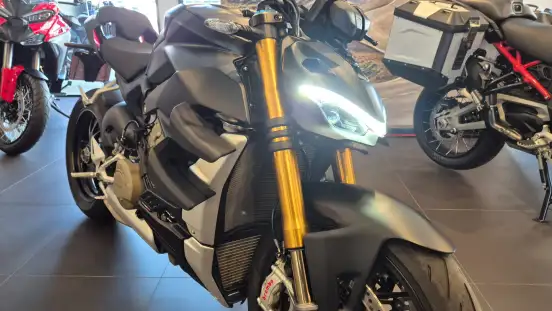 DUCATI-STREETFIGHTER V4 S-2022