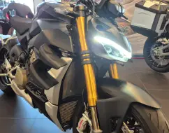 DUCATI STREETFIGHTER V4 S DUCATI STREETFIGHTER V4 S