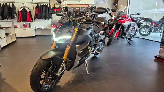 DUCATI-STREETFIGHTER V4 S-2022