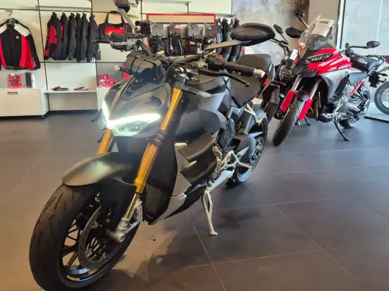 DUCATI-STREETFIGHTER V4 S DUCATI-STREETFIGHTER V4 S-2022