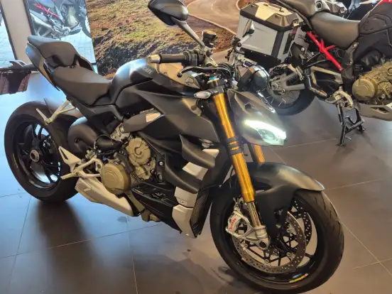 DUCATI-STREETFIGHTER V4 S DUCATI-STREETFIGHTER V4 S-2022