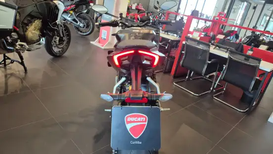 DUCATI-STREETFIGHTER V4 S-2022