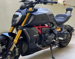 DUCATI DIAVEL 1260 S DUCATI DIAVEL 1260 S