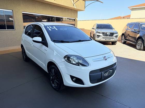 FIAT PALIO 1.6 MPI ESSENCE 16V FLEX 4P AUTOMATIZADO