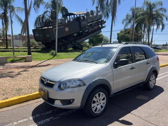 FIAT PALIO 1.6 TREKKING WEEKEND 16V FLEX 4P MANUAL