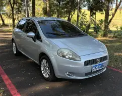 FIAT PUNTO 1.6 ESSENCE 16V FLEX 4P MANUAL FIAT PUNTO 1.6 ESSENCE 16V FLEX 4P MANUAL