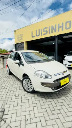 FIAT PUNTO 1.6 ESSENCE 16V FLEX 4P MANUAL