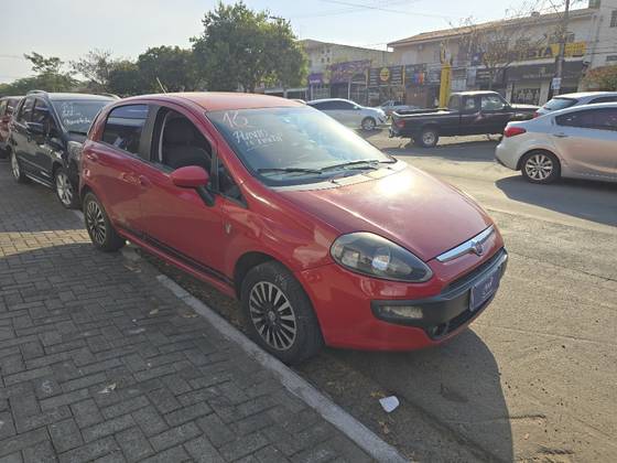 FIAT PUNTO 1.4 ATTRACTIVE 8V FLEX 4P MANUAL