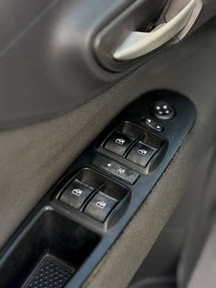 FIAT-PUNTO-2015