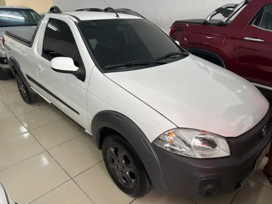 FIAT STRADA 1.4 MPI FREEDOM CS 8V FLEX 2P MANUAL