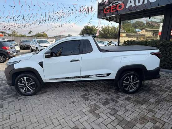 FIAT-STRADA-2024