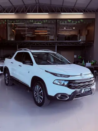 FIAT TORO 2.0 16V TURBO DIESEL VOLCANO 4WD AT9