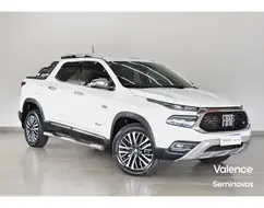 FIAT TORO 2.0 16V TURBO DIESEL RANCH 4WD AT9 FIAT TORO 2.0 16V TURBO DIESEL RANCH 4WD AT9