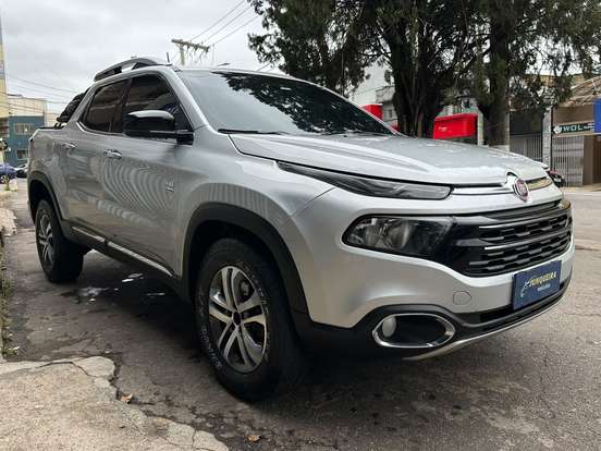 FIAT-TORO-2016