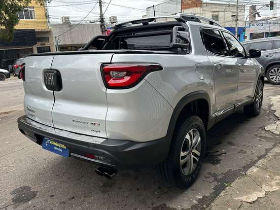 FIAT-TORO-2.0 16V TURBO DIESEL VOLCANO 4WD AT9 FIAT-TORO-2016